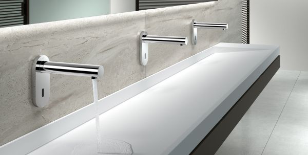 ELECTRONIC Настінний електронний змішувач для умивальника з 1 виходом води-39210308