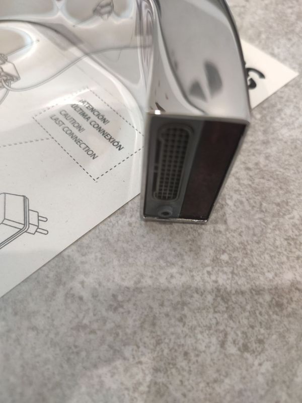 ELECTRONIC Електронний змішувач для умивальника з 1 виходом води та автоматичним дозатором мила-39210304